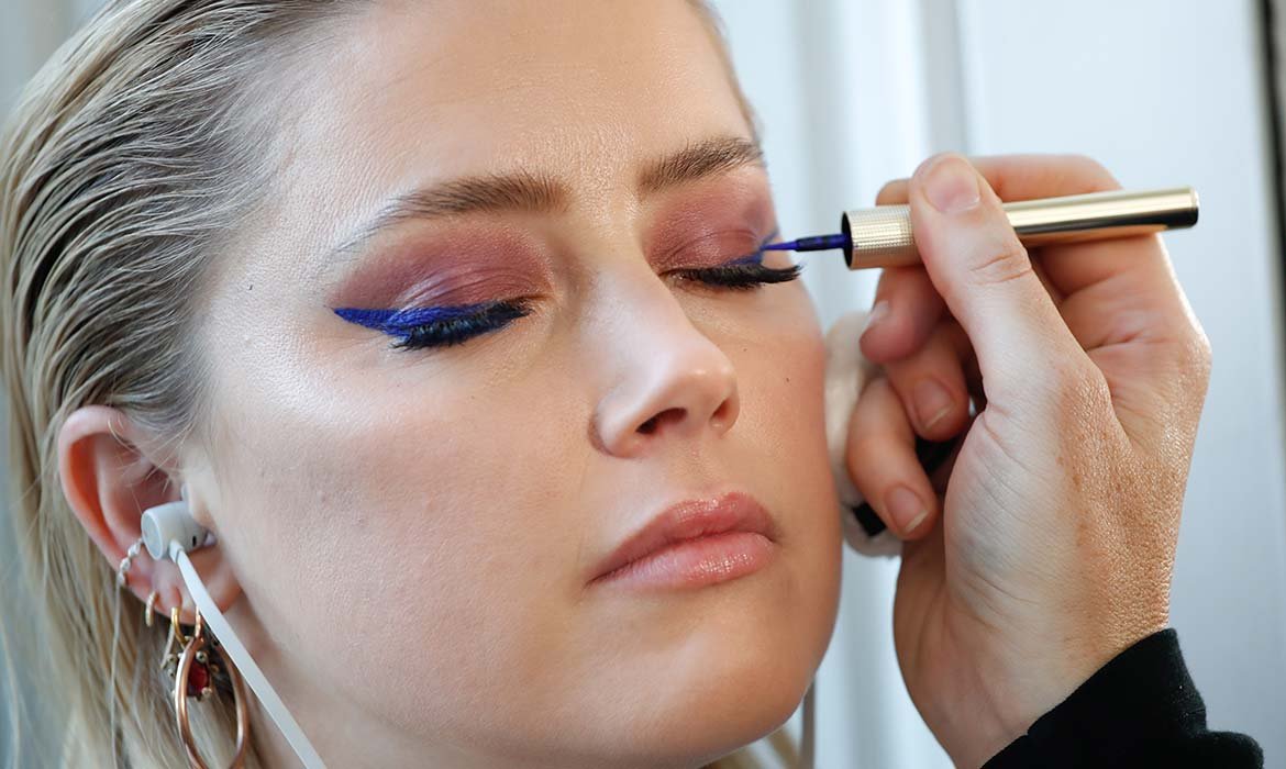Los eyeliners Matte Signature de L’Oréal Paris son perfectos para crear maquillajes coloridos en una sola pasada.